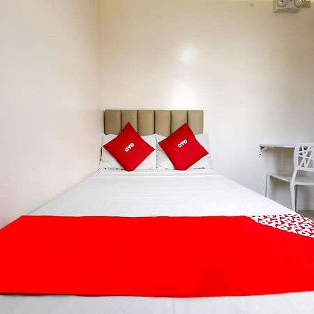 Oyo 783 Freemont Place Paranaque City Extérieur photo
