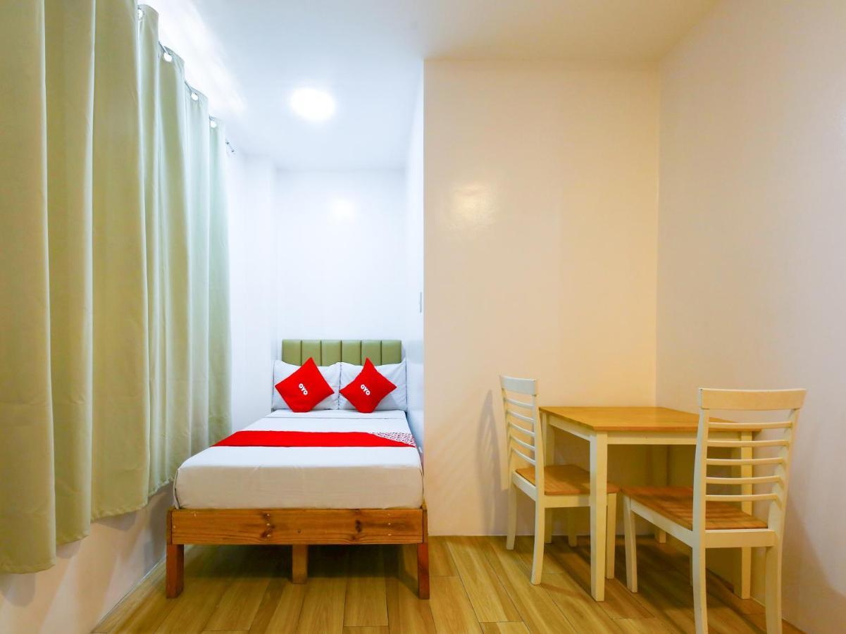 Oyo 783 Freemont Place Paranaque City Extérieur photo