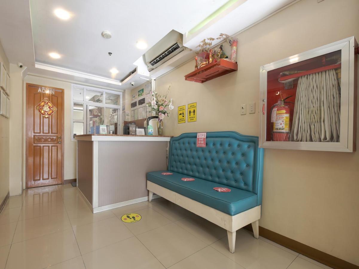 Oyo 783 Freemont Place Paranaque City Extérieur photo